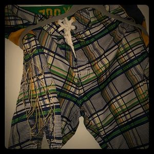 Zoo york board shorts .